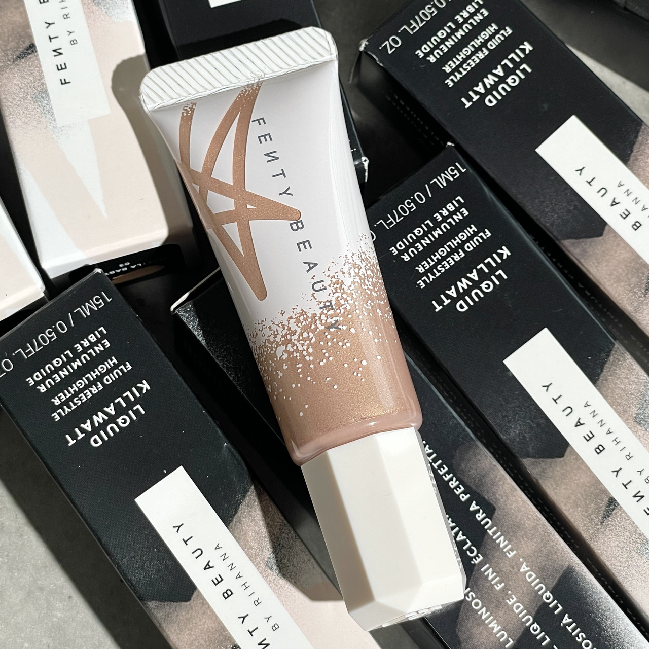 Жидкий Хайлайтер для Лица Fenty Beauty By Rihanna Liquid Killawatt