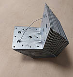 Кут кріпильний рівносторонній 100х100х100х2 мм із двома ребрами жорсткості універсальний монтажний перфорований оцинкований, фото 9