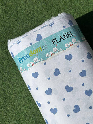 Тканина бавовняна 240 см для постільної білизни Фланель (байка) біла набивна з малюнком блакитні серця, рулон 25 м, фото 1