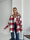Вільна жіноча утеплена сорочка з турецької байки в червоно-молочну карту, фото 2