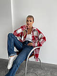 Вільна жіноча утеплена сорочка з турецької байки в червоно-молочну карту, фото 6