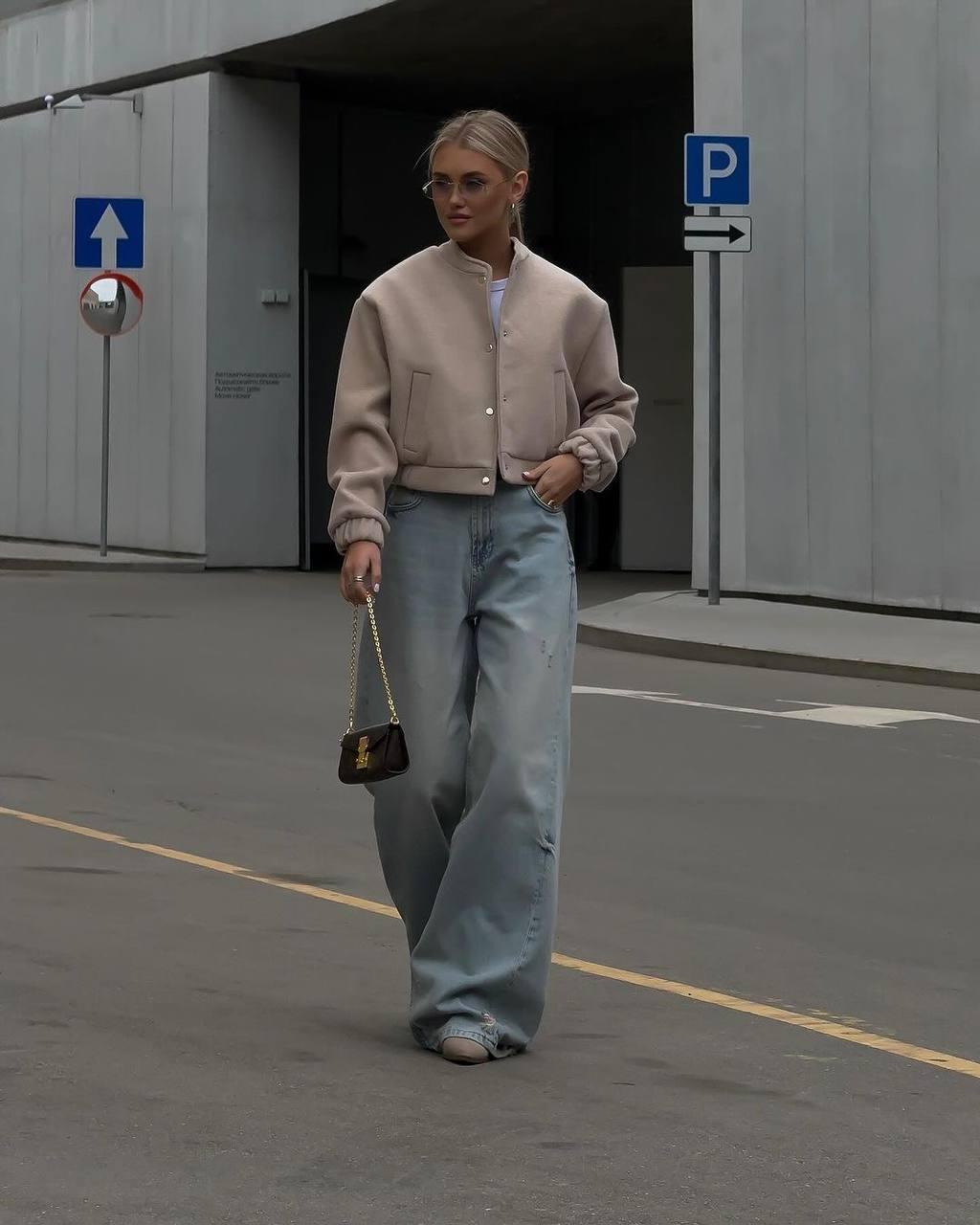 Жіночий бомбер-пальто