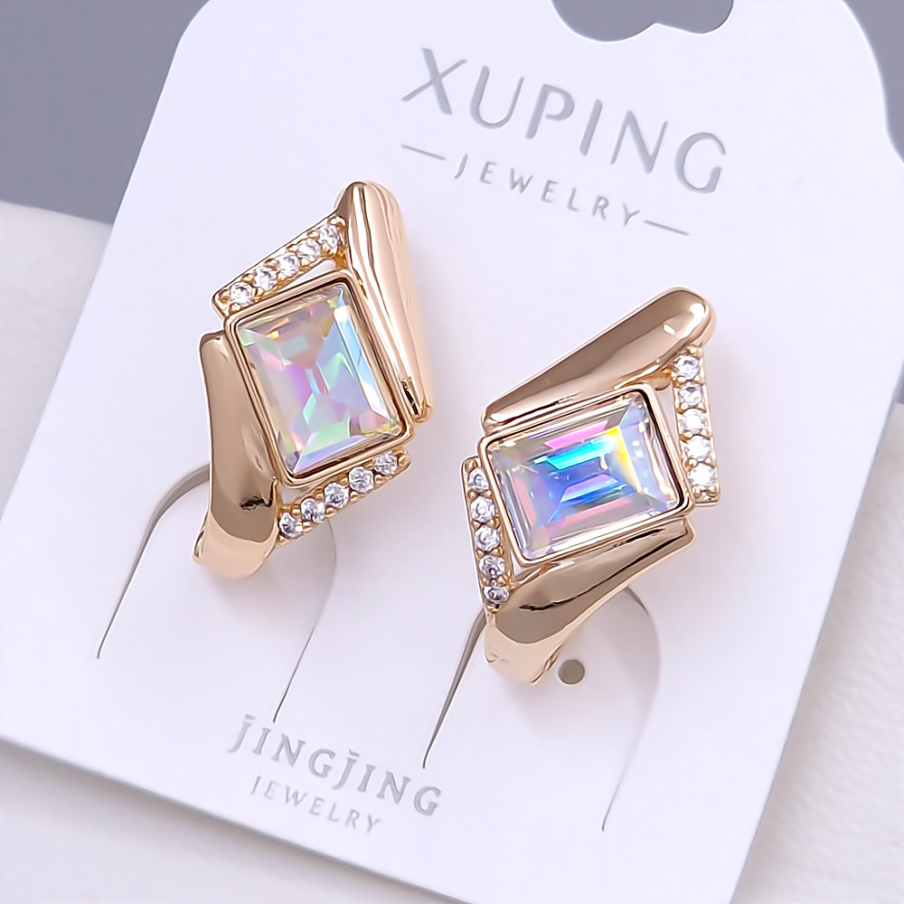 Сережки XР. Позолота 18К. Камені: Swarovski бензинового кольору та циркон. Довжина: 20 мм. Ширина: 12 мм.