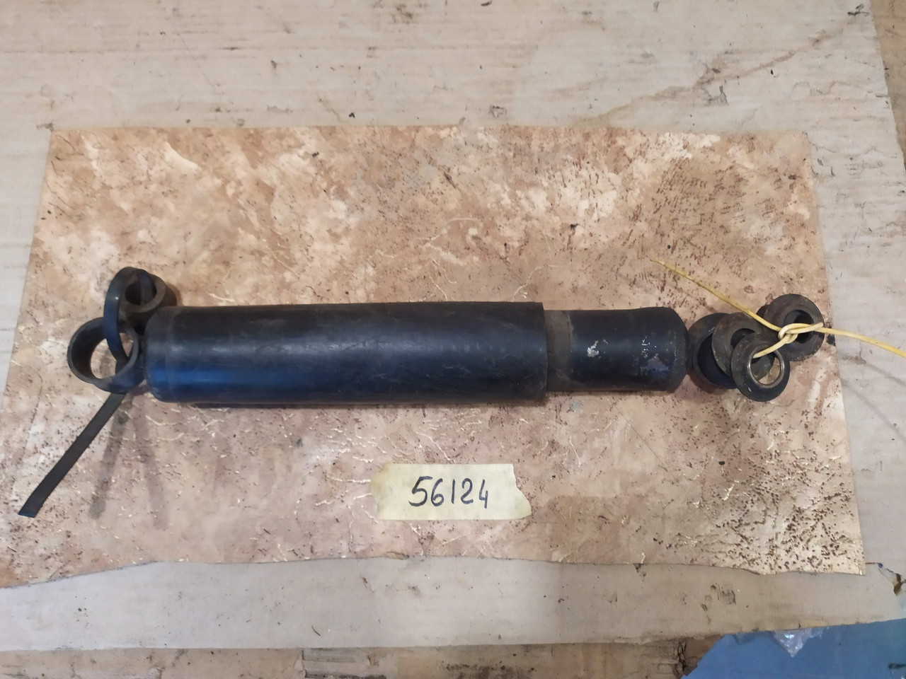 Амортизатор ВАЗ 2121 зад олива 000056124, фото 1