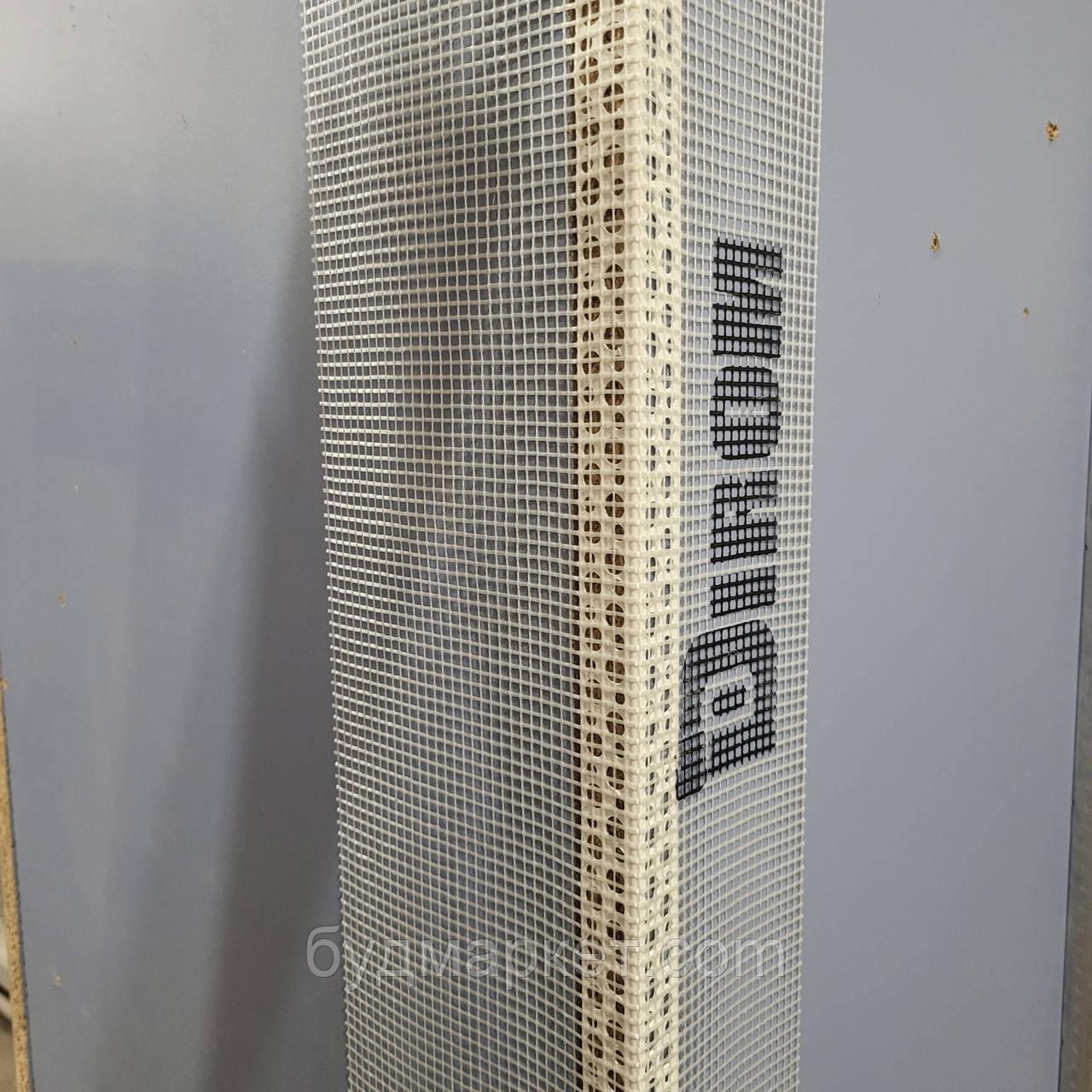 Кутник пласт. перфорированный  со  стеклосеткой 10*15см 2,5м, "Dirom" 100x150мм  єВідновлення
