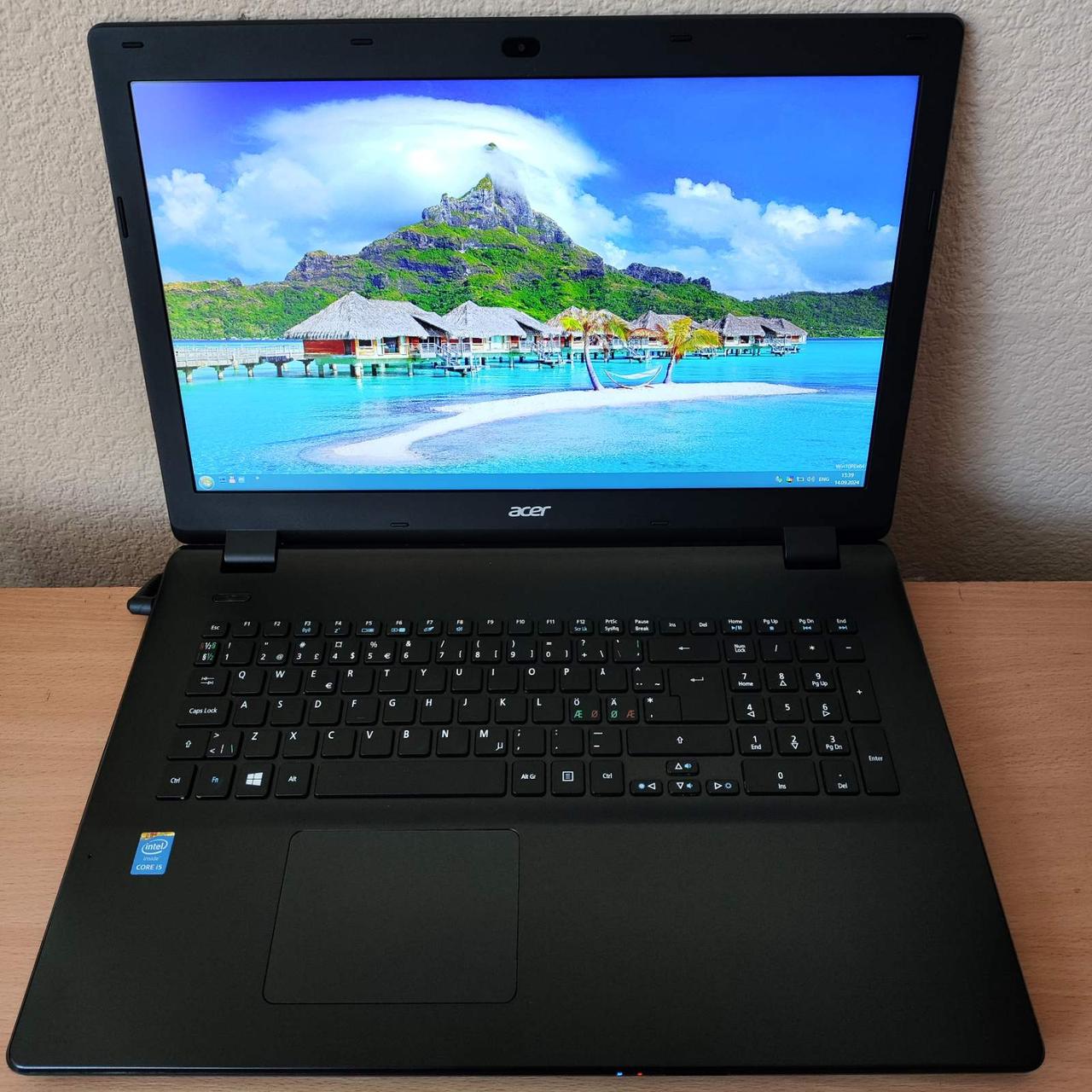 Ноутбук Acer TravelMate P276 17.3" FHD(1920x1080) i5-4210U/4GB DDR3/120 Gb SSD/Intel HD4400/USB 3.0/WebCam/HDMI