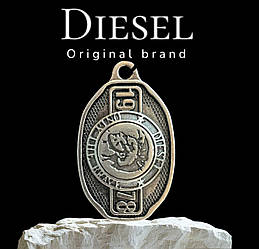 Мужская металлическая подвеска DIESEL