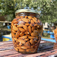 Мед акації з мигдалем 0,72 л (850 грам)