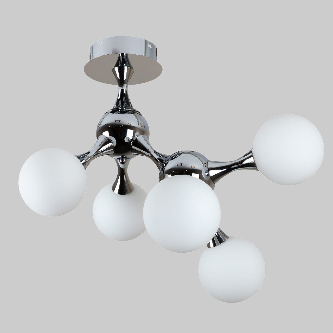 Срібна стельова люстра на 5 плафонів (52-9817-5 CR+WH)