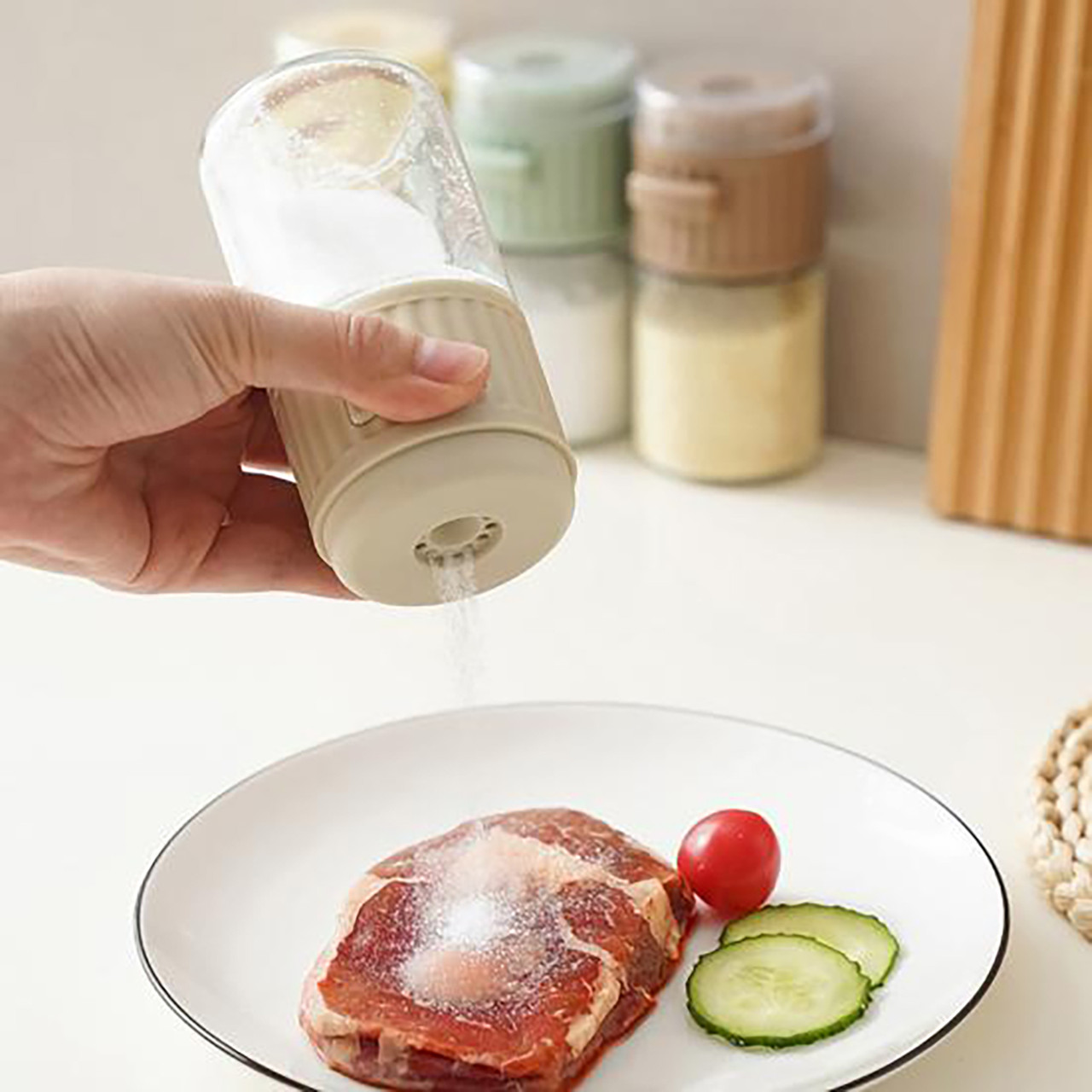 Сільничка шейкер для солі з точним контролем кількості до 0.5 г