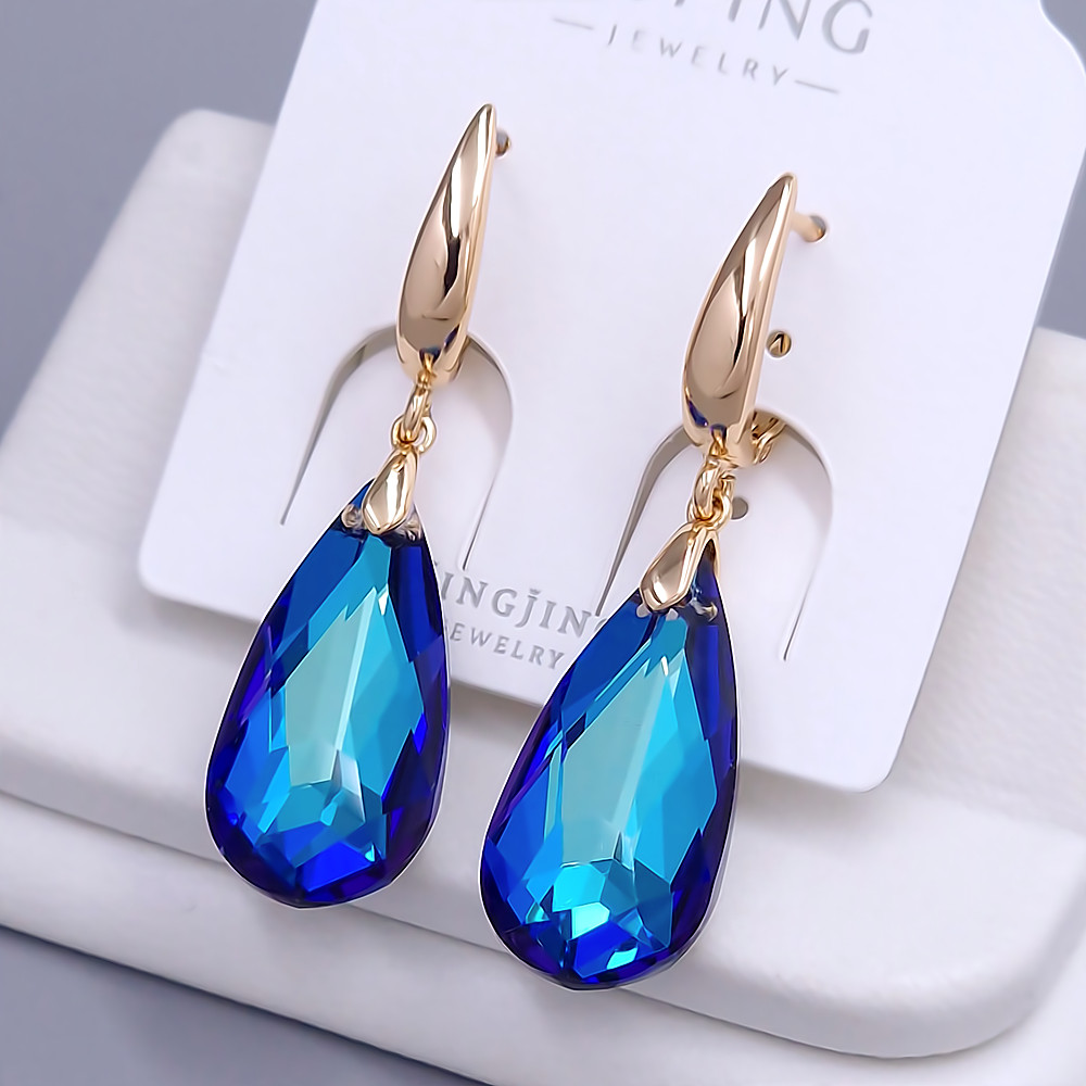 Сережки XР. Позолота 18К. Камені: Swarovski синій хамелеон. Довжина: 45 мм. Ширина: 12 мм