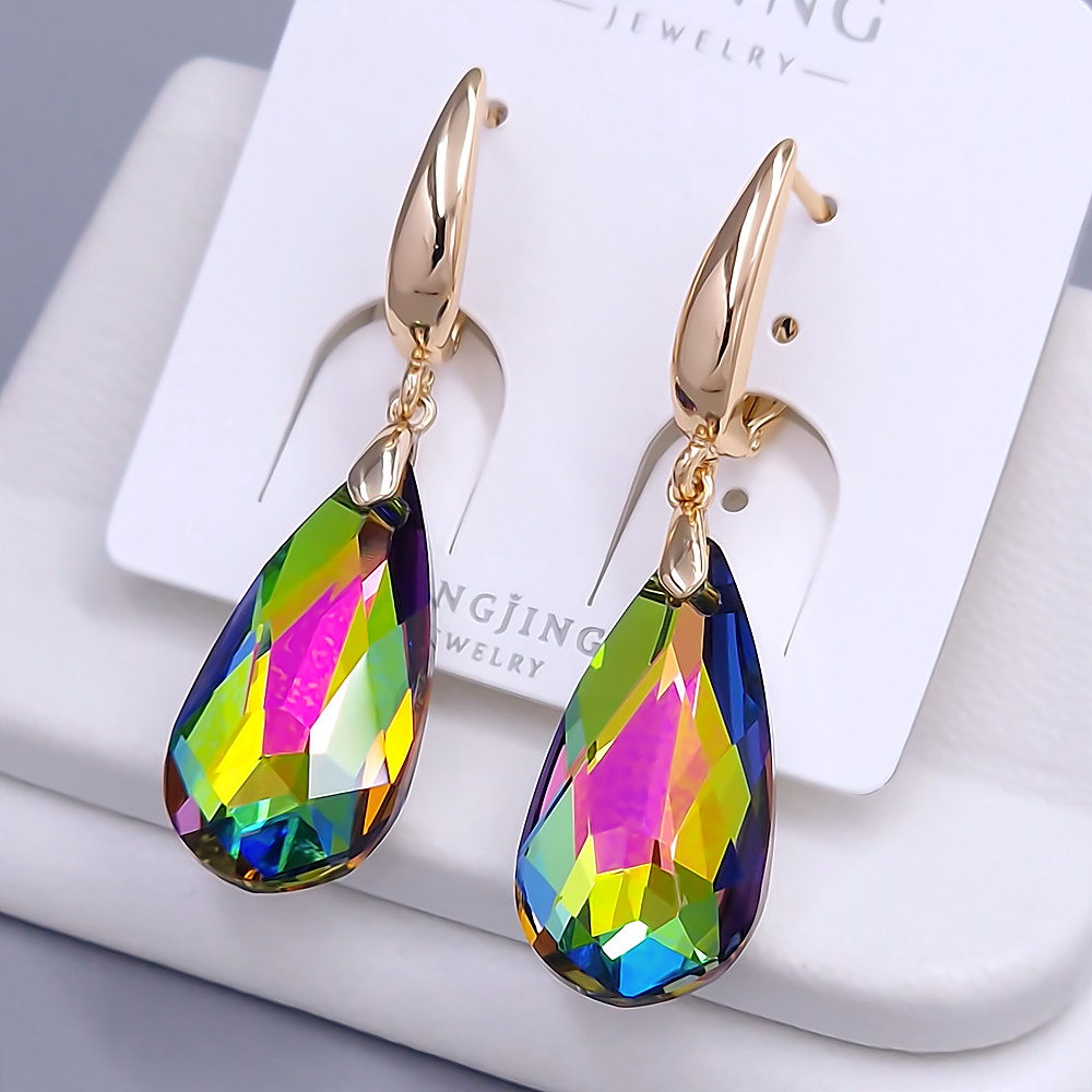 Сережки XР. Позолота 18К. Камені: Swarovski хамелеон. Довжина: 45 мм. Ширина: 12 мм