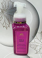 Пінисте мило для рук Bath and Body Works Троянда і амбра