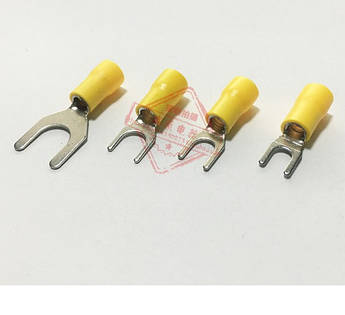 Клема тип "U" 0.7мм, SV5.5-8, провід 4.0-6.0, ізольована, максимальний струм 48А, під обтискання, латунь, 100 штук в упаковці,