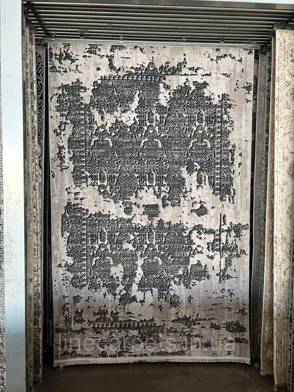 Сірий килим стерта класика LEVADO 03914A L. GREY-D. GREY, фото 1