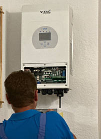 Монтаж гібридного інвертора до 6кВт 1ф