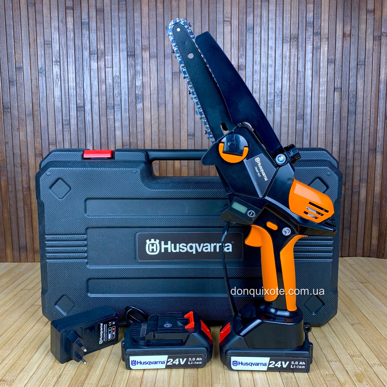 Акумуляторна мініпила Husqvarna 75iXP KIT (24V, 5 Аh), з індикатором заряду та оливним бачком