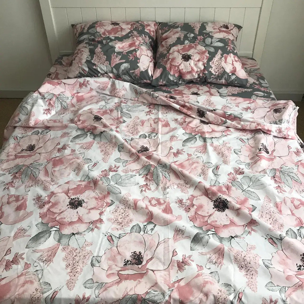 Постільна білизна з гумкою Євро 200х220 Рожеві квіти (23184) Бязь Ранфорс з компаньйоном, фото 1