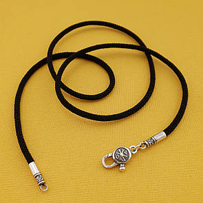 Шовковий шнурок на шию із срібною застібкою. Діаметр 3 мм. Чоловіча цепочка на шию шовкова. 55 см