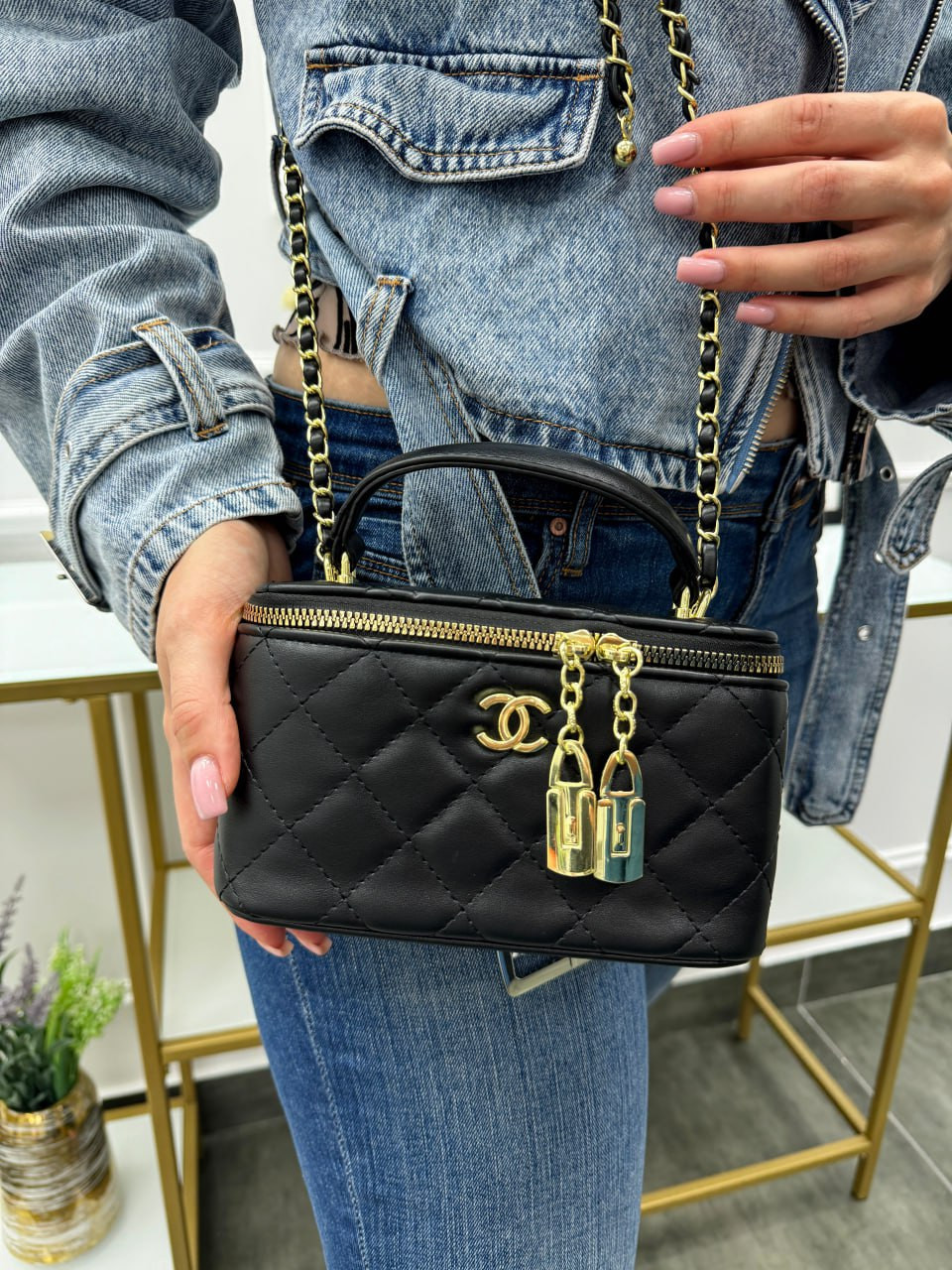 Сумка Chanel Classic Black Lambskin чорний