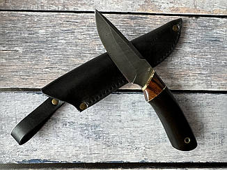 Нескладний ніж ручної роботи Малюк 2, з дамаської сталі та отвором під темляк, шкіряний чохол у комплекті
