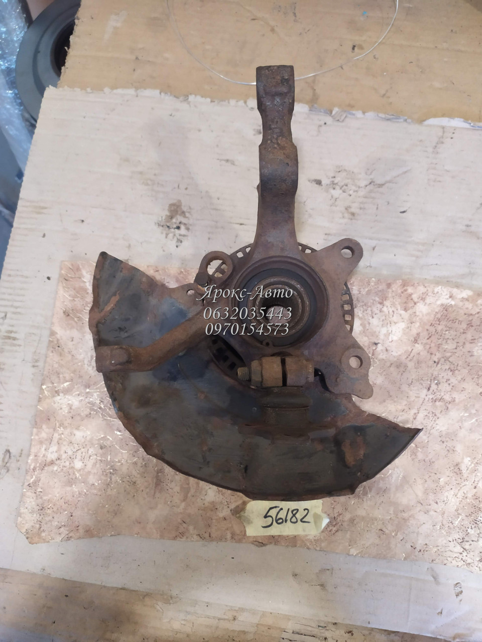 Поворотний кулак/ступиця передній правий ABS VW Passat B2 (1980-1988), Passat B3 (1988-1993) 000056182, фото 1