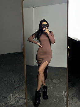 Базове мідіплаття з довгим рукавом