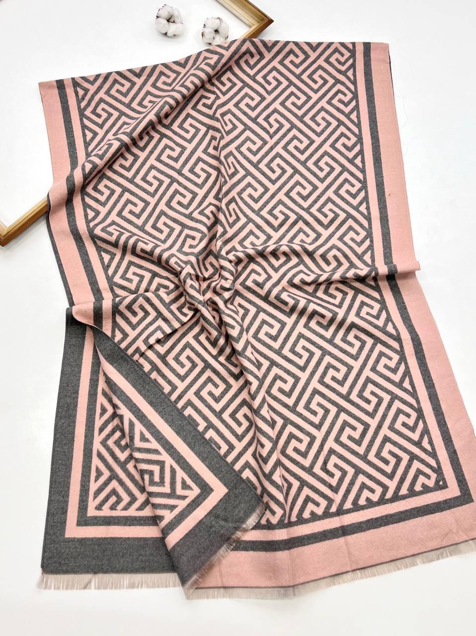 Теплий кашеміровий палантин Марго 180*70 см двусторонній пудровий