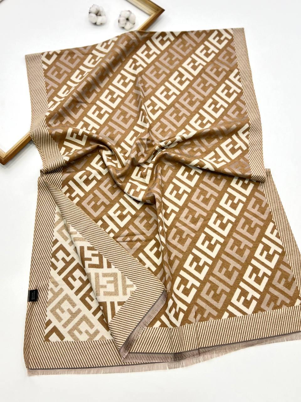 Теплий кашеміровий палантин Хелен 180*70 см двусторонній бежевий