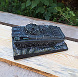 Статуетка БМП-2 з гіпсу ручної роботи - Військовий сувенір та подарунок, розмір 21х13х9 см, фото 5