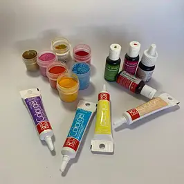 Харчові барвники, ароматизатори, гліттер