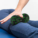 Масажний м'яч подвійний PowerPlay PP-4352 Epp foam peanut ball (d8*16cm.) Чорно/Зелений, фото 5