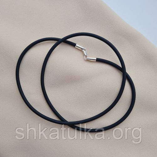 Кольє з каучуку чорне зі срібною застібкою 55 см