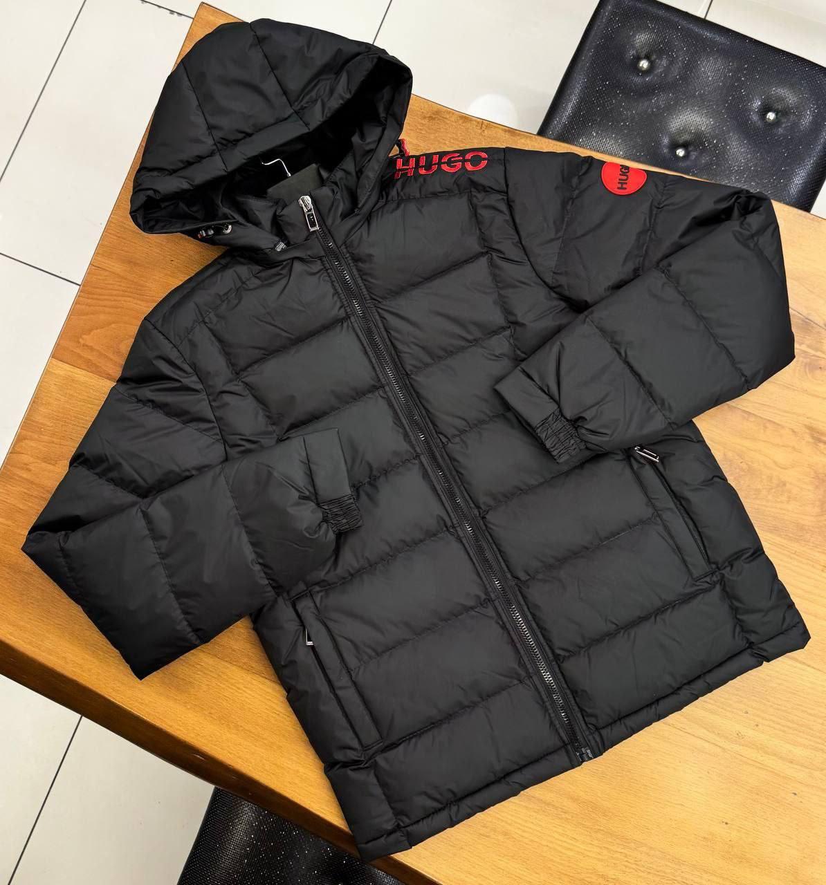 Чоловіча зимова куртка Hugo Boss CK8514 чорна