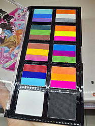 Фарба Аквагрим 26  кольорів  для обличчя + пензлик у пласт. пеналі на заходи свята конкурси