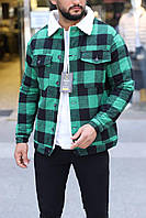 Утеплена чоловіча сорочка в клітину з хутром