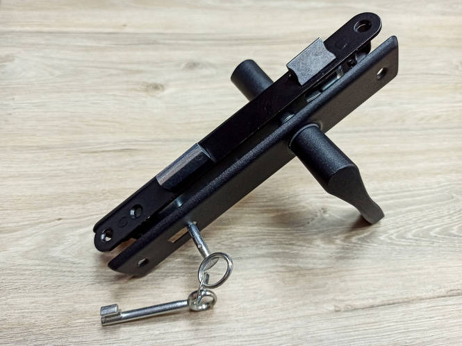 Замок врезной под ключ с ручками для ворот или калитки pl90/22 (Черный ...