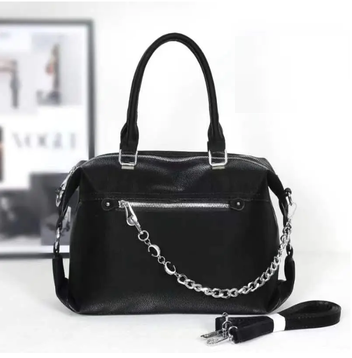 Сумка жіноча чорна 30*22 см на блискавці з кишенею та ланцюжком зі штучної шкіри Liza, фото 1
