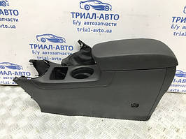 Підлокітник Mazda