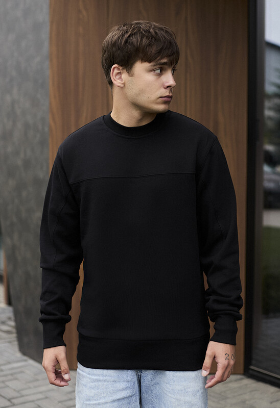 Базовий чорний світшот Staff black basic