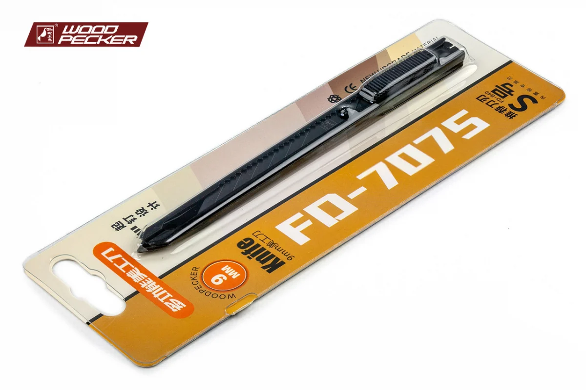 Ніж будівельний 9 мм автофіксатор Woodpecker FD-707S
