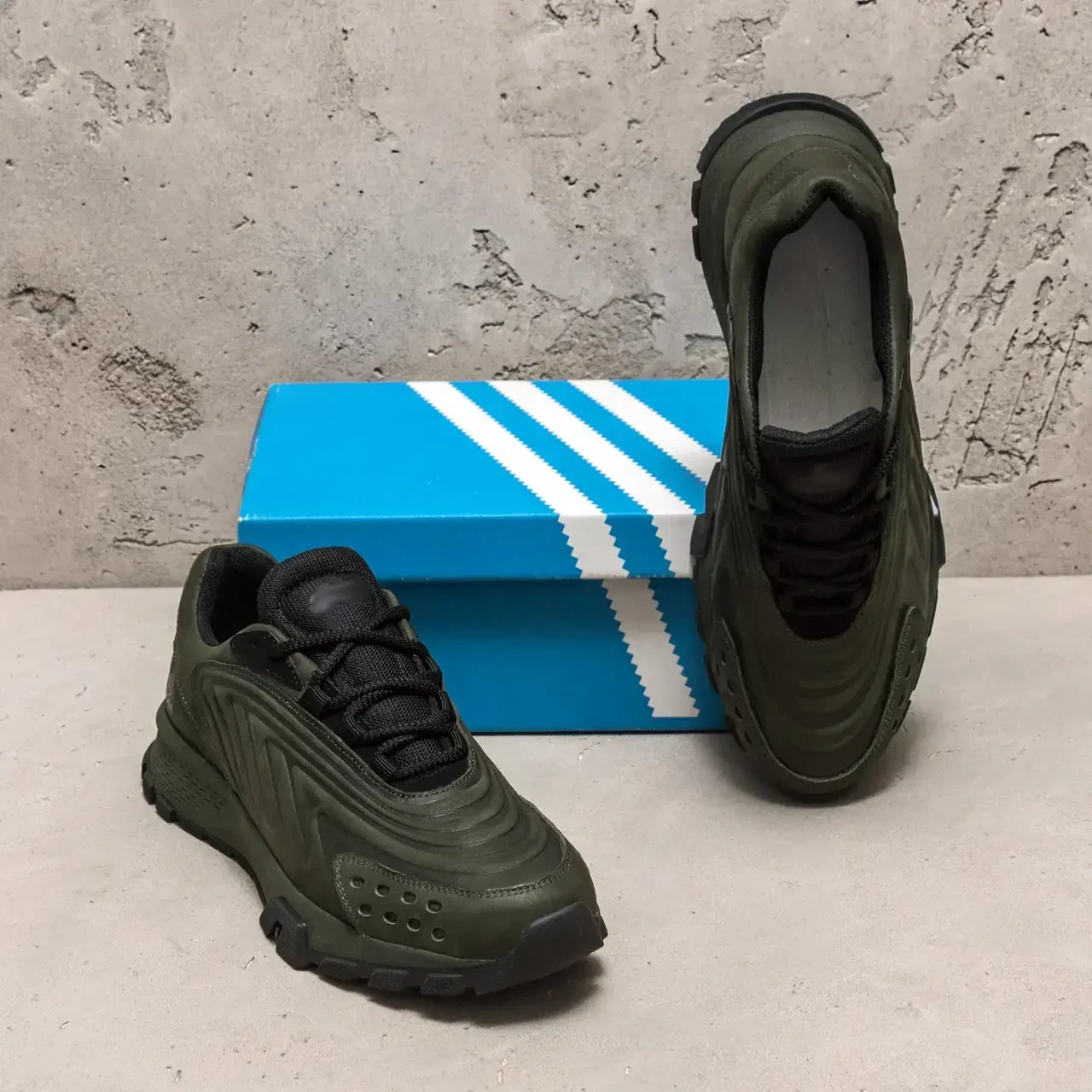 Високі чоловічі кросівки темно-зелені