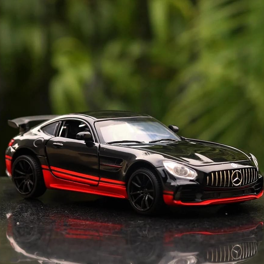 Ефектна металева модель Mercedes AMG GTR Реалістичний спортивний автомобіль парогенератор інерція світло