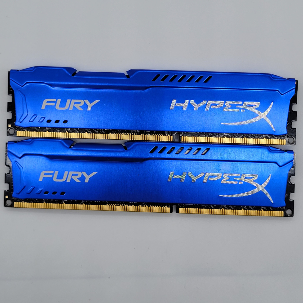 Комплект оперативної пам'яті Kingston HyperX Fury DDR3 16Gb (2x8Gb) 1333MHz PC3-10600U 2R8 CL9 (HX313C9FK2/16) БВ