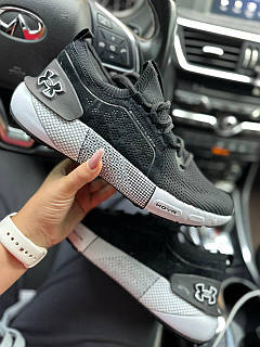 Чоловічі кросівки Under Armour Hovr Phantom 3 Se Black/White