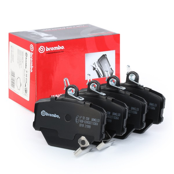 Гальмівні колодки передні Smart Fortwo, City, Cabrio, Roadster (A4514210010) Brembo P50038, фото 1