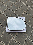 Toyota HILUX N120 (Тойота Хайлюкс) 2012-2023 вкладиш (дзеркальний елемент) дзеркала правого, фото 4