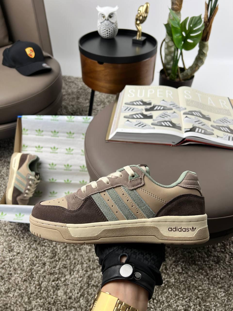 Чоловічі кросівки замша шкіра Adidas Originals Forum Low Beige Brown, кеди Адідас коричневі. Чоловіче взуття