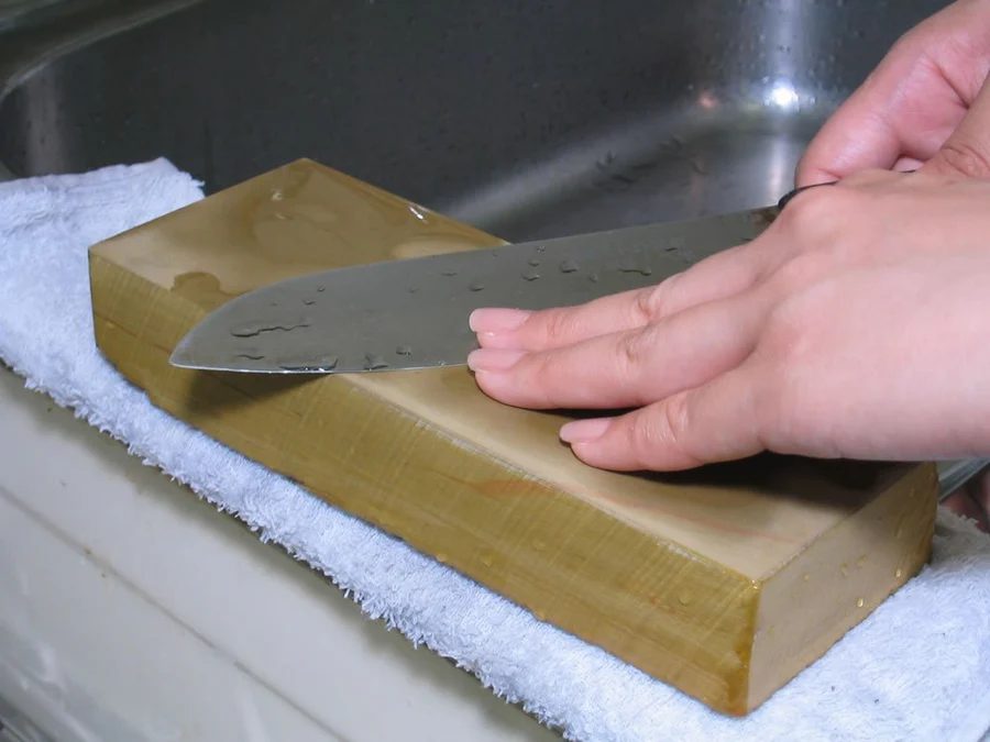 Точильний водний камінь ARASHIYAMA / Арашіяма 6000 гріт на