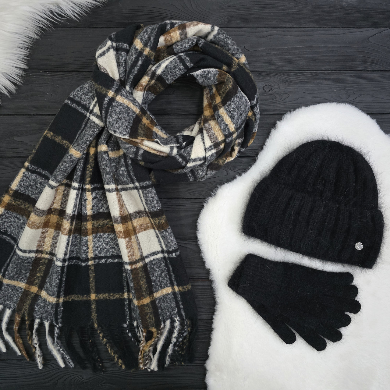 Комплект жіночий зимовий ангоровий на флісі (шапка+шарф+рукавички) ODYSSEY 57-59 см Чорний 14156 - 8017 - 4185, фото 1